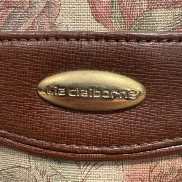 Vintage Liz Claiborne Floral Crossbody Bag with Brown Accents - Picture 3 of 6